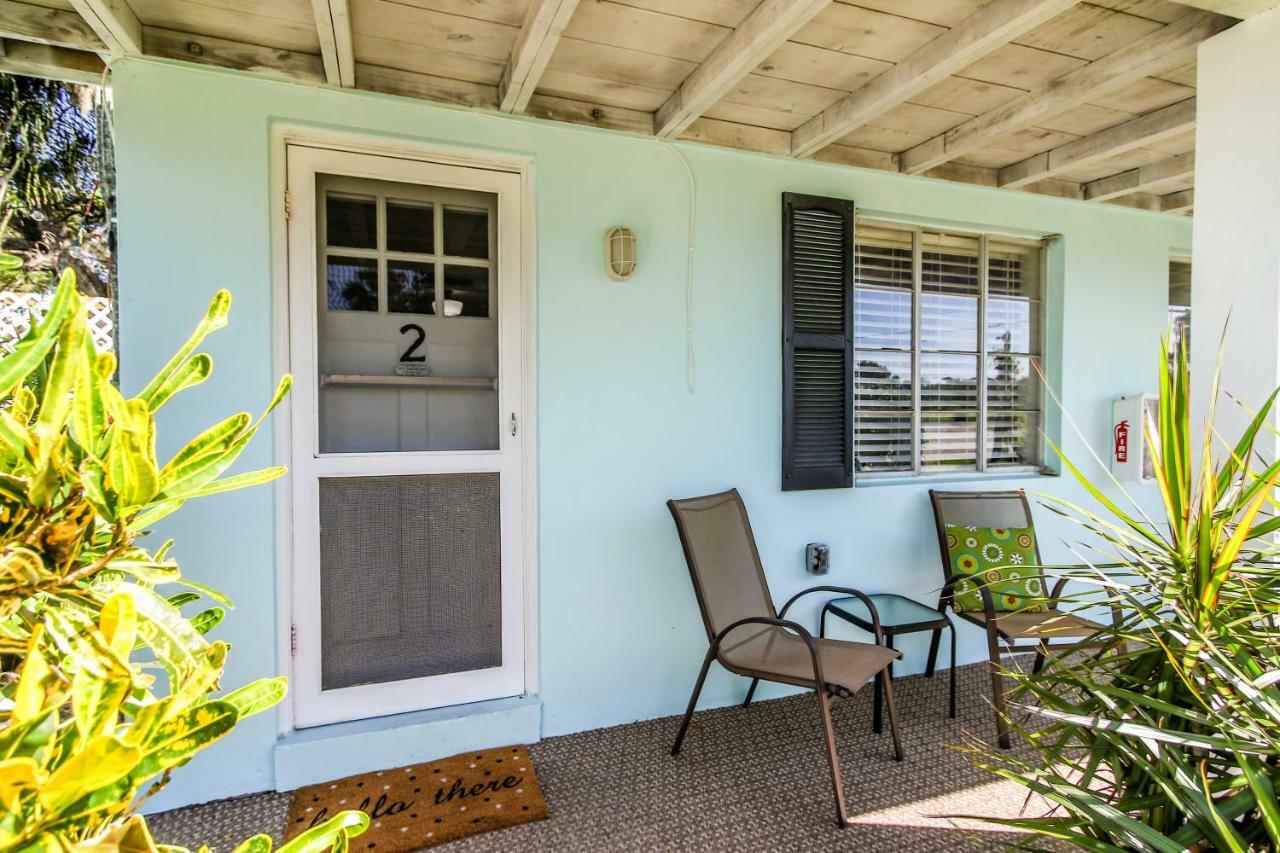 Island View Cottages Sebastian Exterior foto