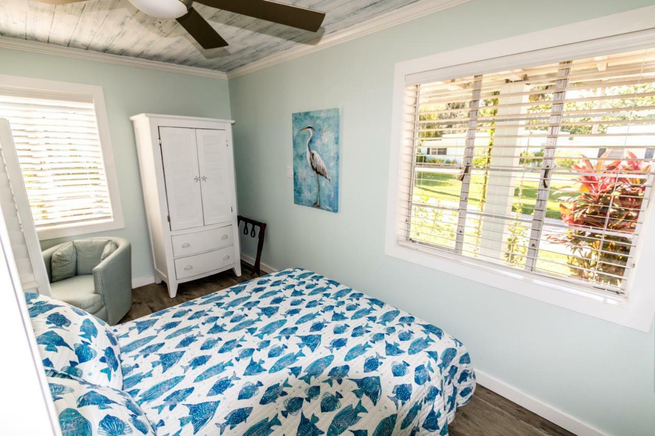 Island View Cottages Sebastian Exterior foto